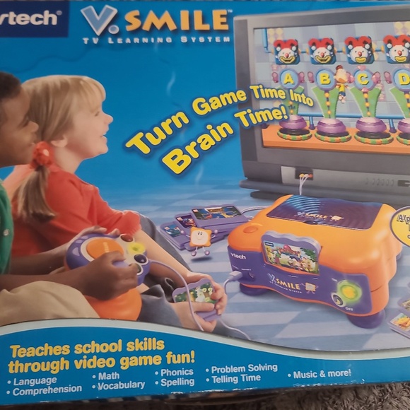 V. SMILE TV LEARNING SYSTEM WITH ALPHABET PARK ADVENTURE SMARTRIDGE NIB - Picture 1 of 5